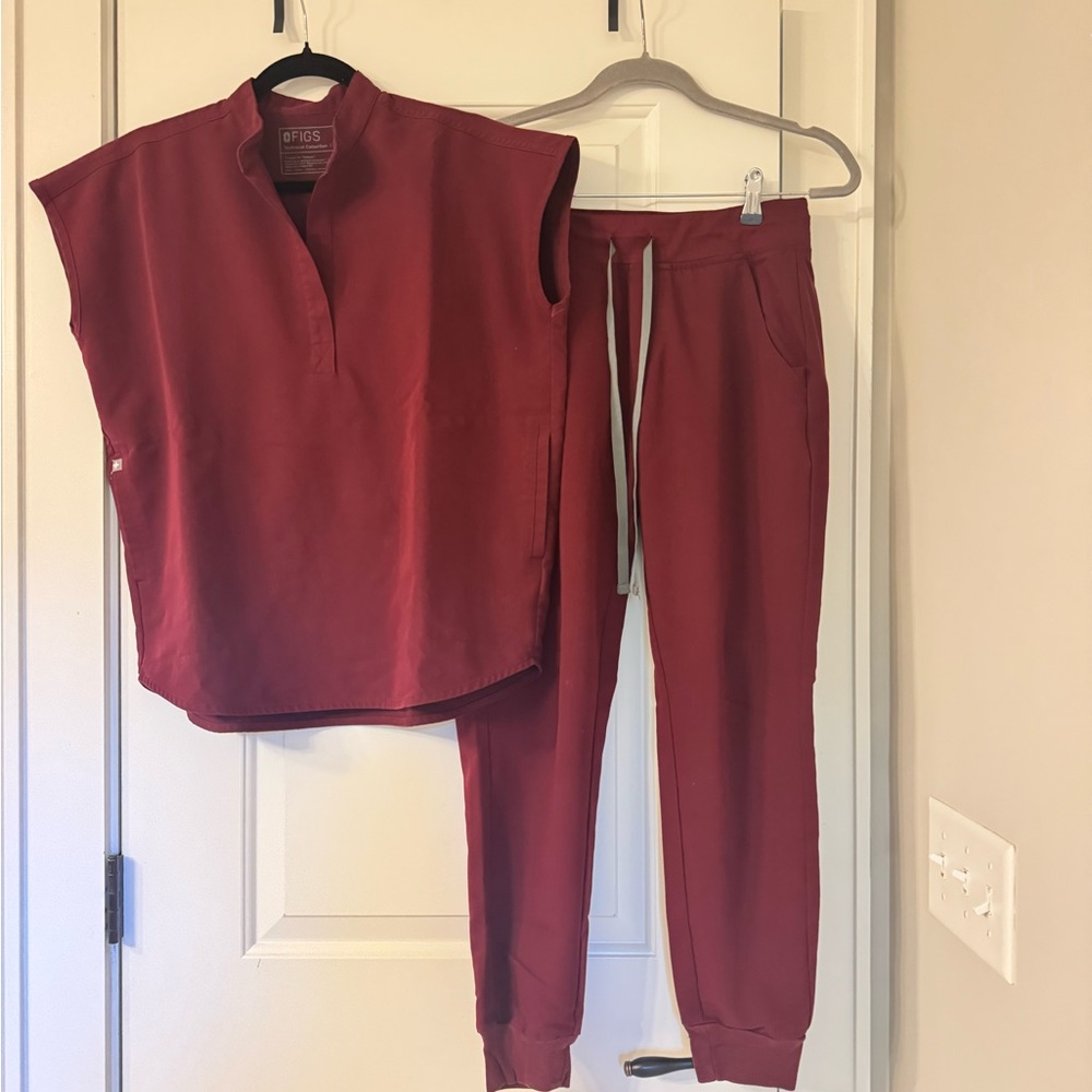 Women’s Figs Scrub Set